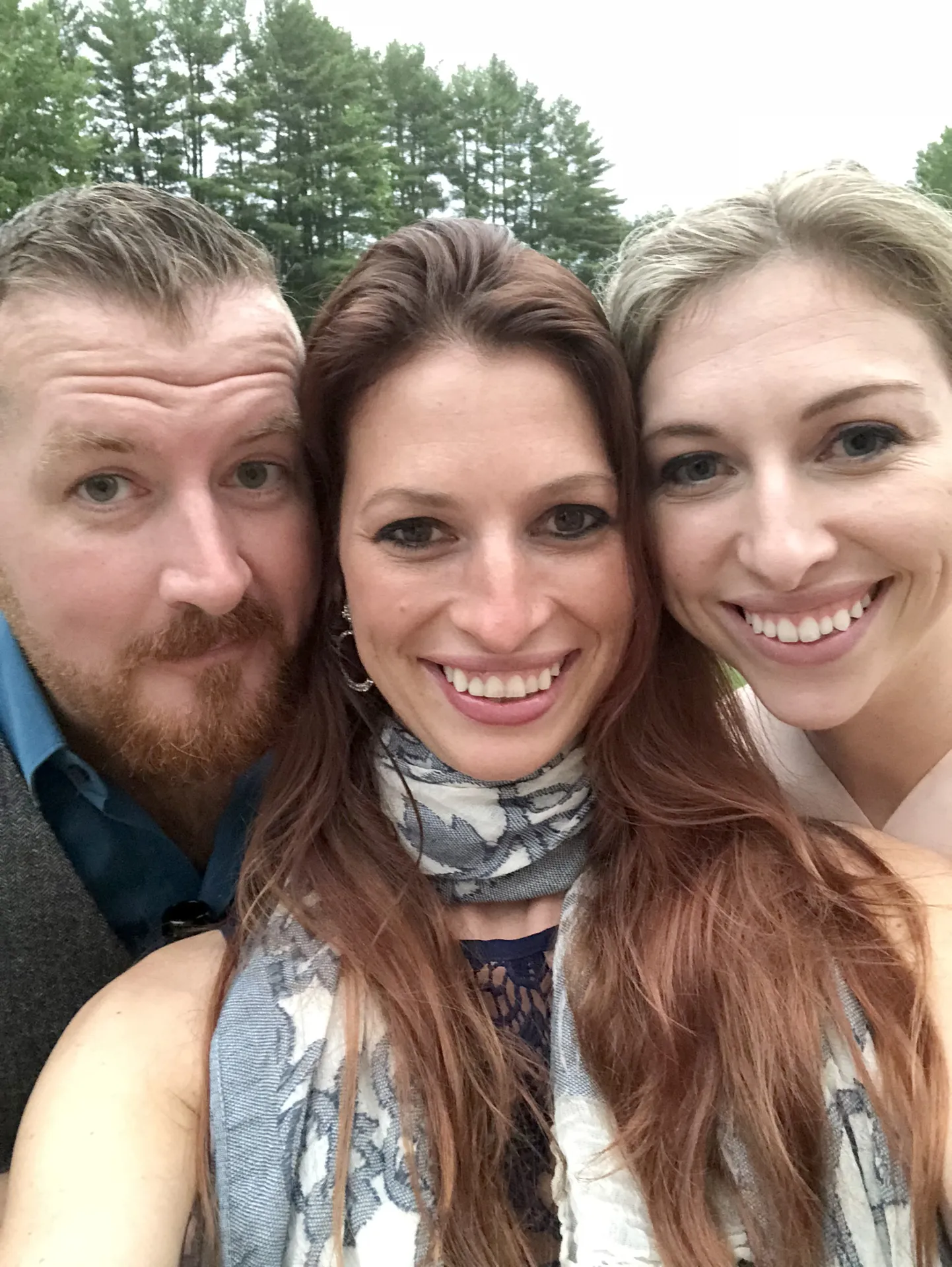 Bobby, Rebekah ja Brianna