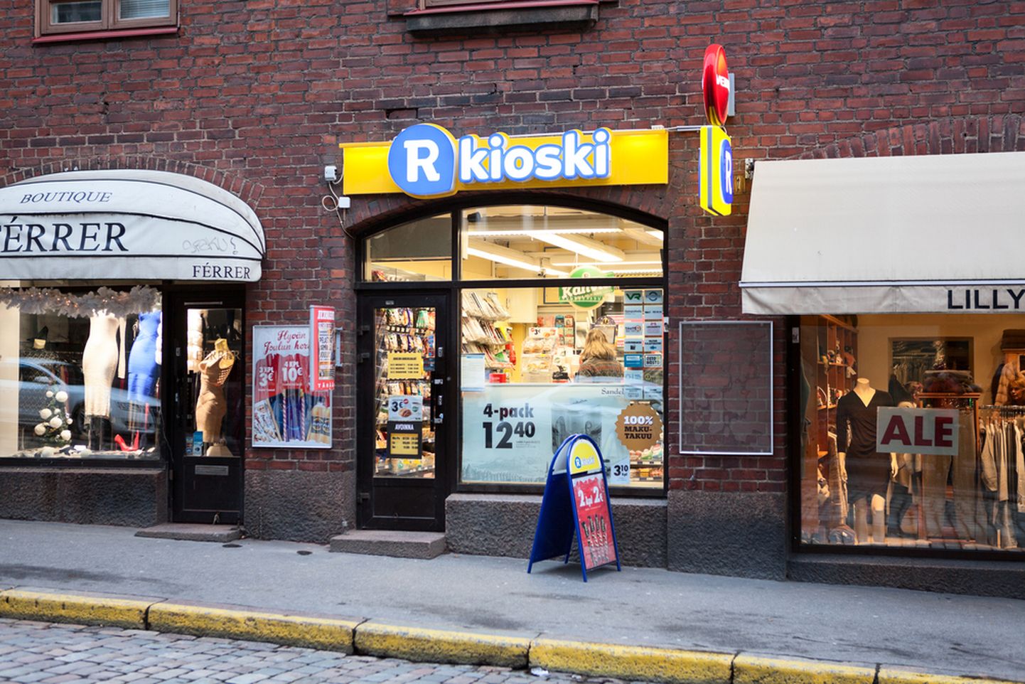 Helsingis asuv R-kiosk.