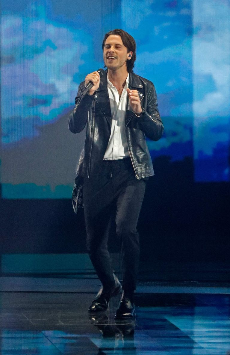 Eestit esindav laulja Victor Crone 14. mail Eurovisiooni poolfinaalis. Eesti pääses finaali