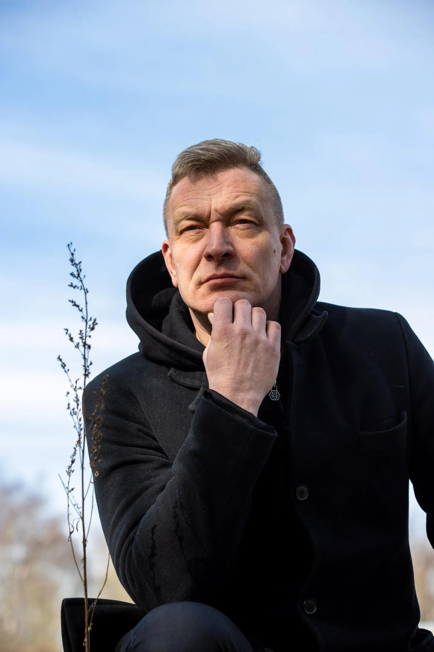 Vaatemängu lavastab Ain Mäeots.