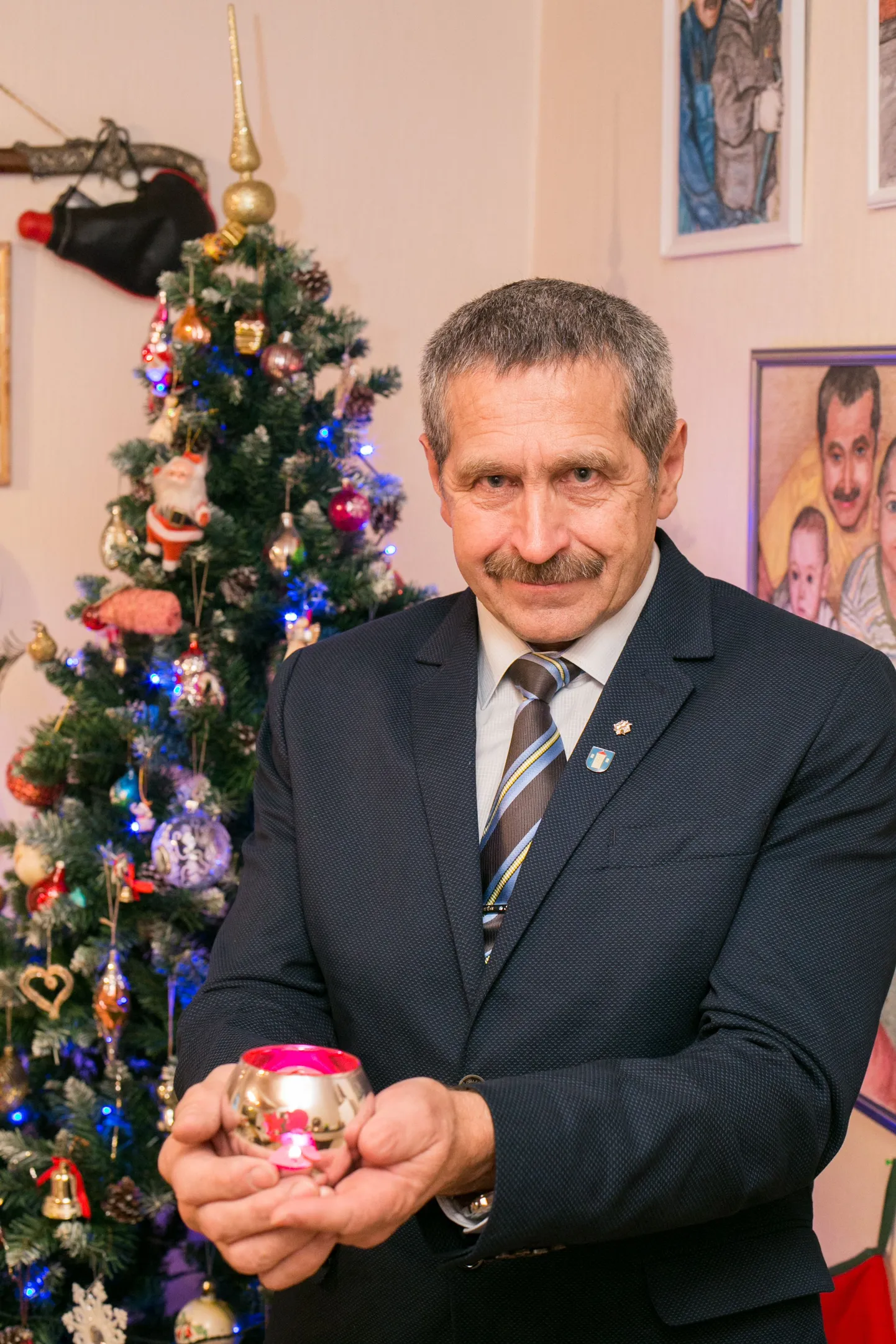 Paide päästekomando pealik, Järvamaa aasta isa 2015 Valeri Ivanov