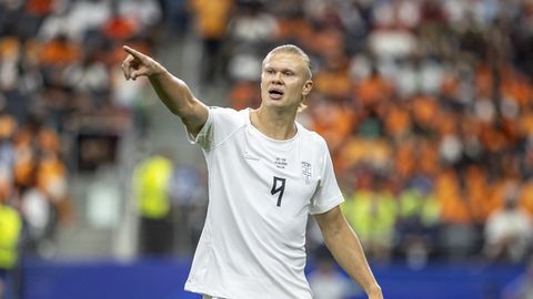 Norwegian Football Star Haaland Turns Heads with Luxury Bags and Supercars