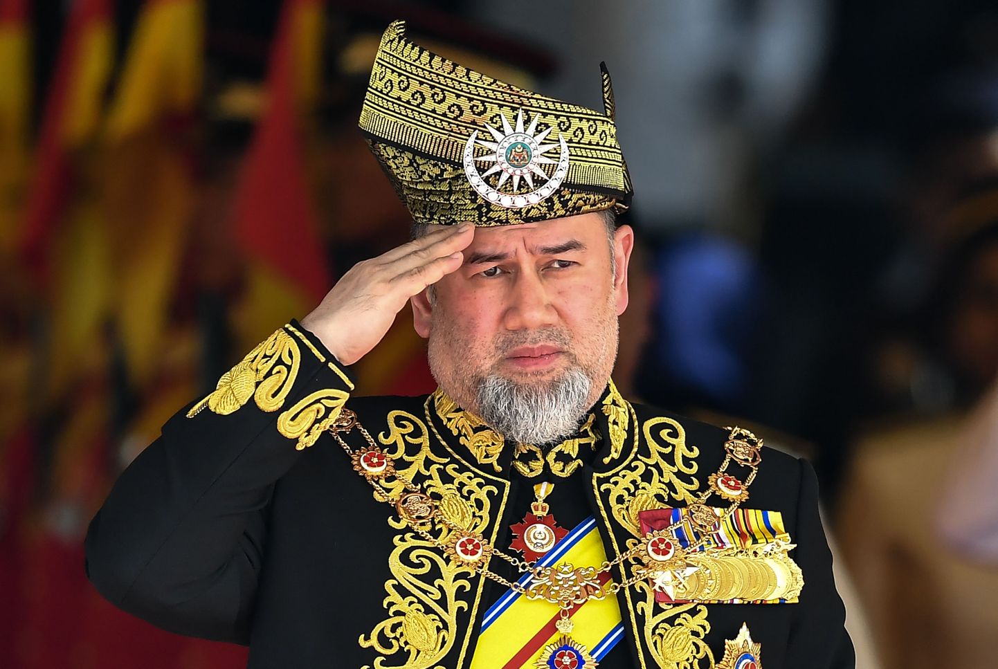 Король Малайзии Мухаммад V отрекся от престола.