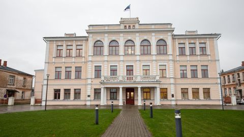Rakvere ametikooli mittestatsionaarse õppe lõpetas sel aastal kuus medalisti