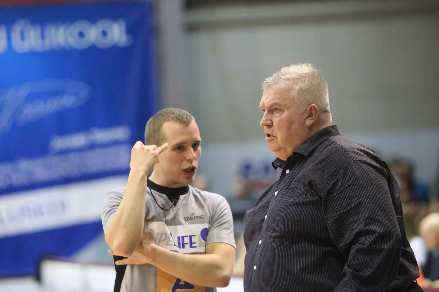 Rakvere Tarva peatreener Andres Sõber (paremal).