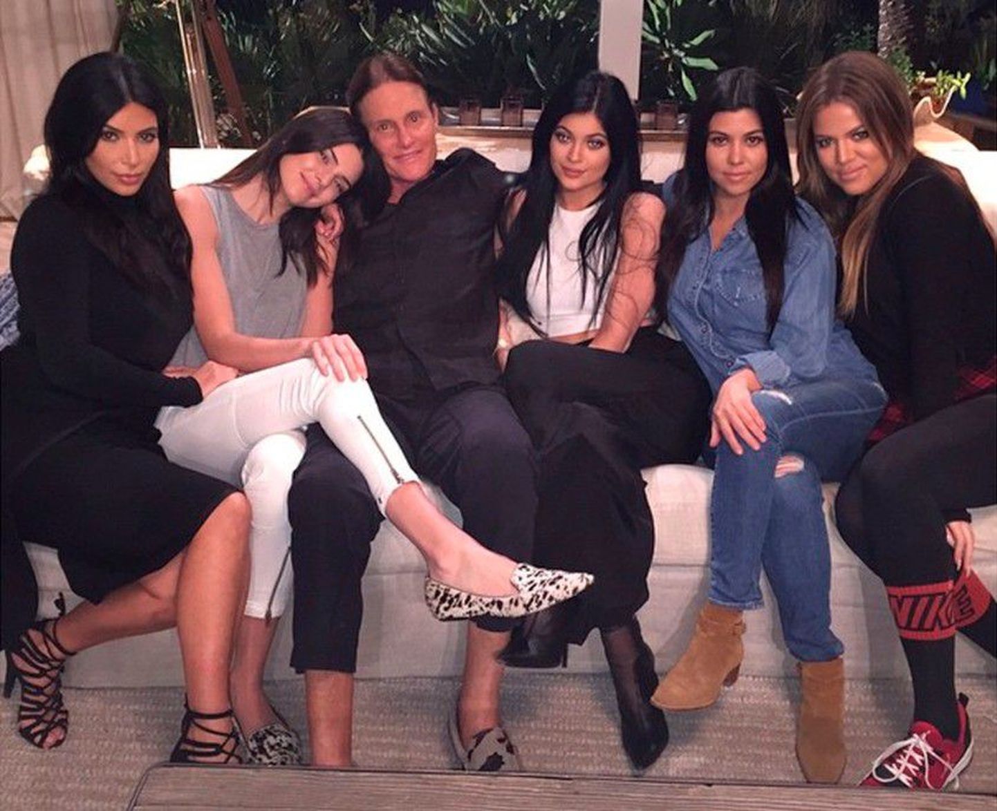 Kim Kardashian, Kendall Jenner, Bruce Jenner, Kylie Jenner, Kourtney Kardashian ja Khloe Kardashian