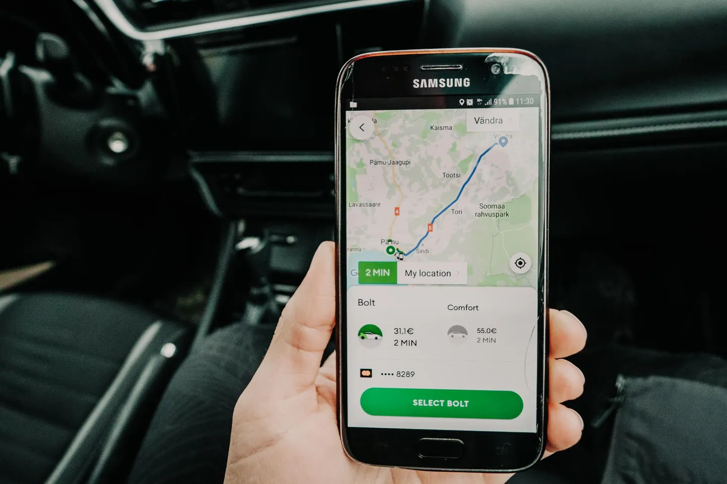 Kuigi Bolti mobiilirakenduses on kuvatud, et Pärnust Vändrasse sõit maksab 31 eurot, võib see kallimaks osutuda, sest üle 30 kilomeetri pikkuste sõitude puhul on õigus rakendada kõrgemat kokkuleppehinda.