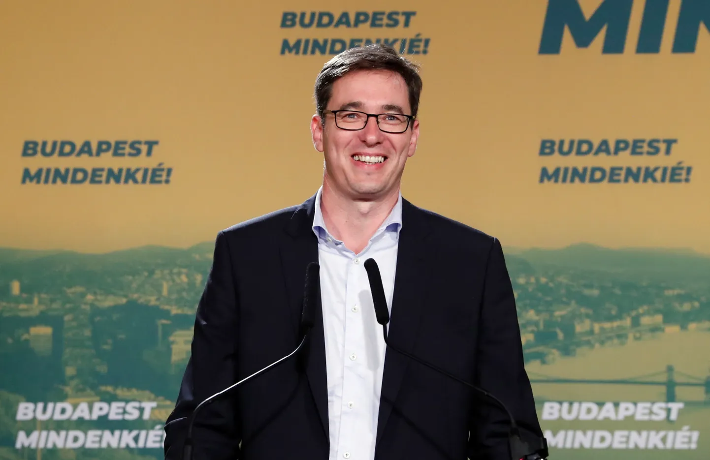 Ungari opositsiooni kandidaat Budapesti linnapea kohale Gergely Karácsony pühapäeva õhtul pärast valimisvõitu.