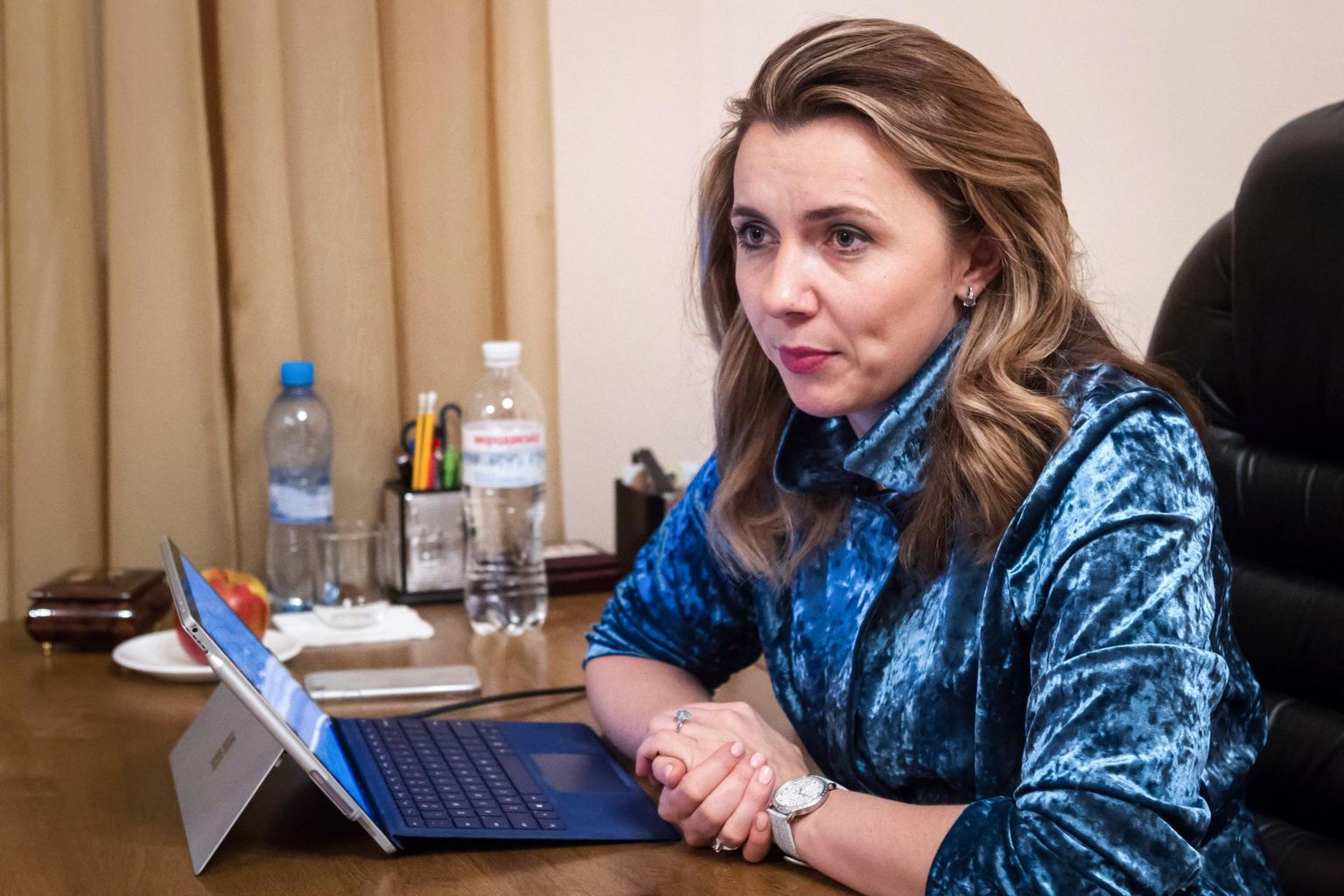 До войны Наталья Микольская занималась консультированием небольших компаний по вопросам расширения их деятельности за рубежом. Она также был заместителем министра экономического развития и торговли правительства Украины. Снимок сделан в 2016 году, когда она еще занимала этот пост.