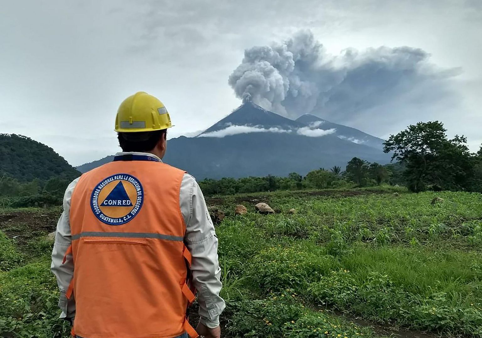Fuego vulkaan on tänavu Guatemalas nõudnud üle saja inimelu, kuid umbes 200 inimese saatus pole teada. FOTO: AFP/SCANPIX