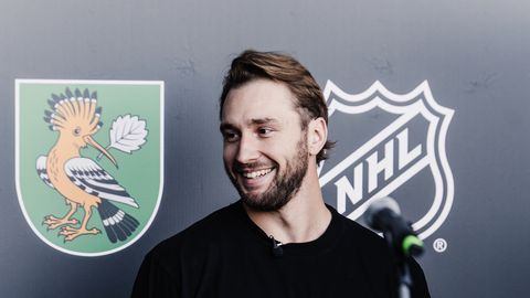 Stanleyjev pokal na ogled v Mārupeju z Uvisom Jānisom Balinskim