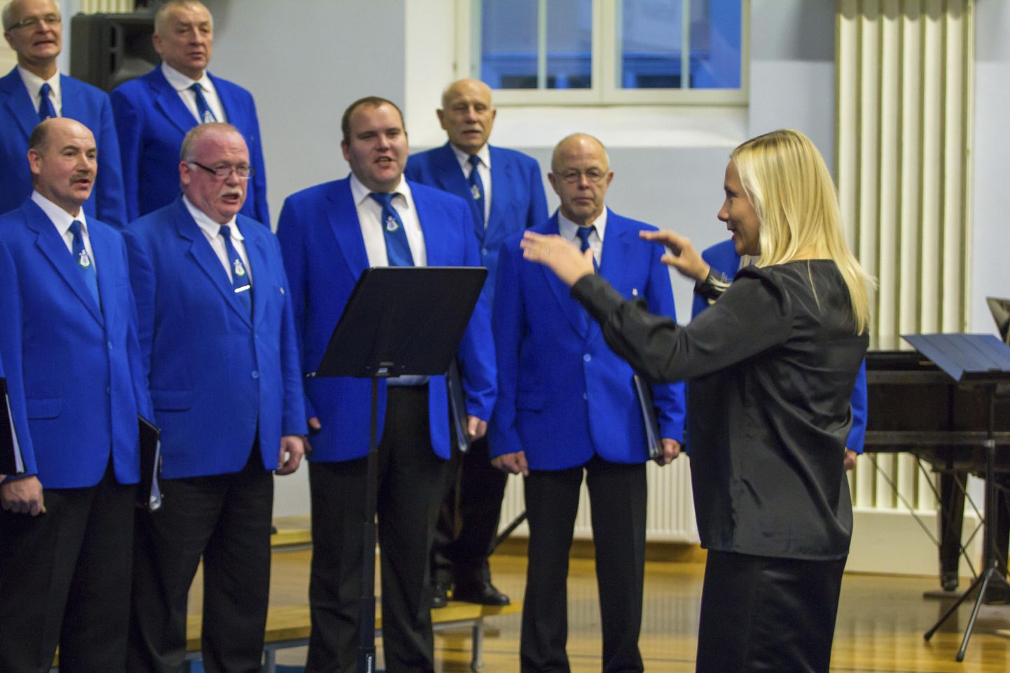 Meeskoor Sakala annab jõulukontserdi koos Viljandi poistekoori ja solistidega.