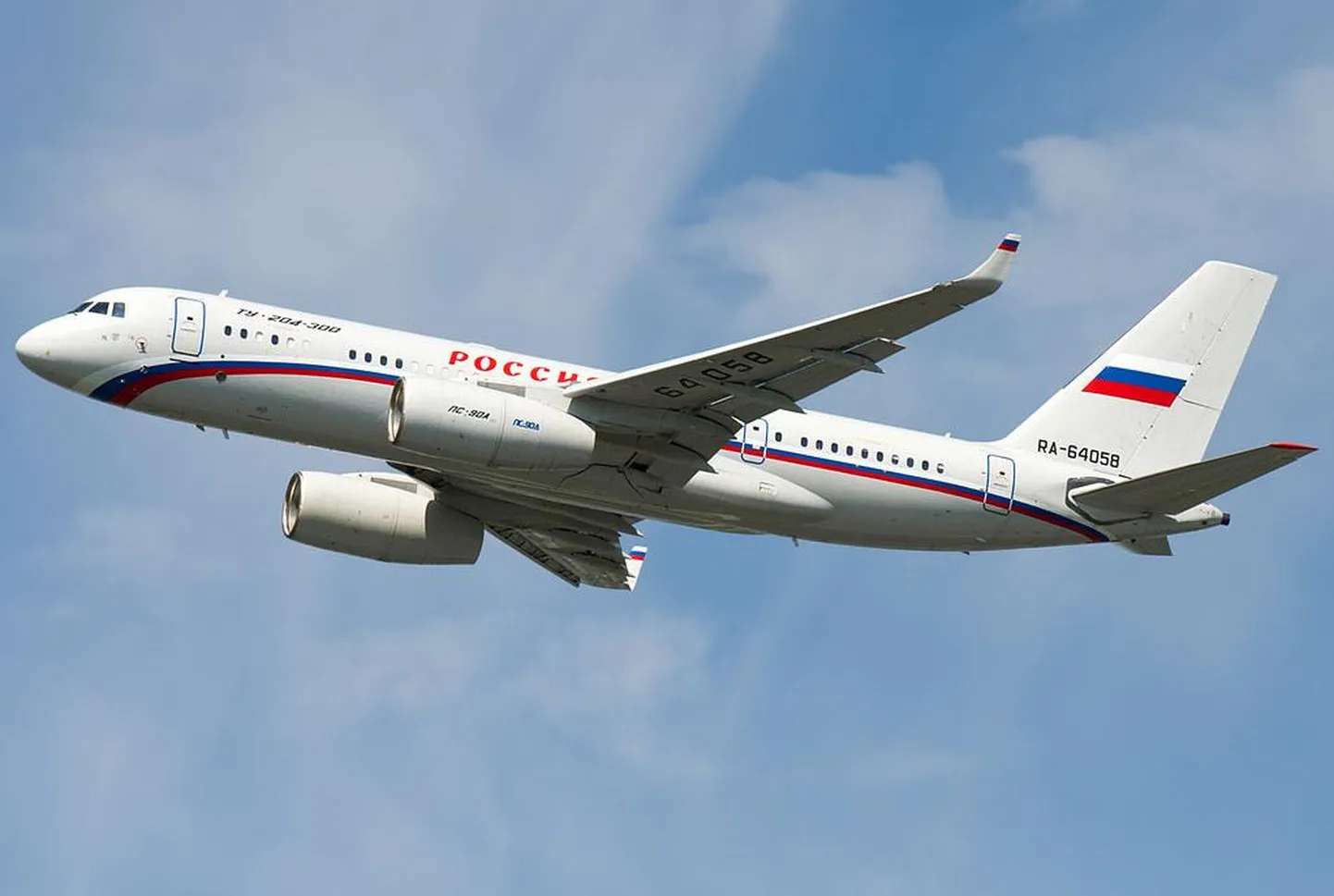TU 204-300.