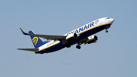 Источник: рейс Ryanair получил сообщение о заложенной бомбе