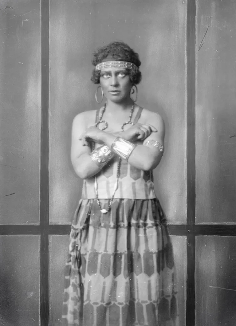 Olga Mikk-Krull Aida rollis, ETMM _ 4868 Fk 3966/kl, Eesti Teatri- ja Muusikamuuseum,