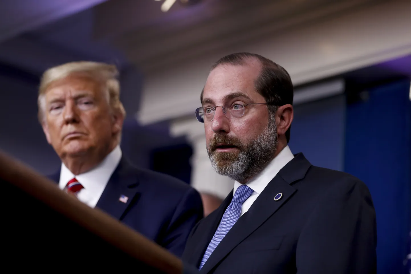 Ameerika Ühendriikide president Donald Trump ja riigisekretär Alex Azar