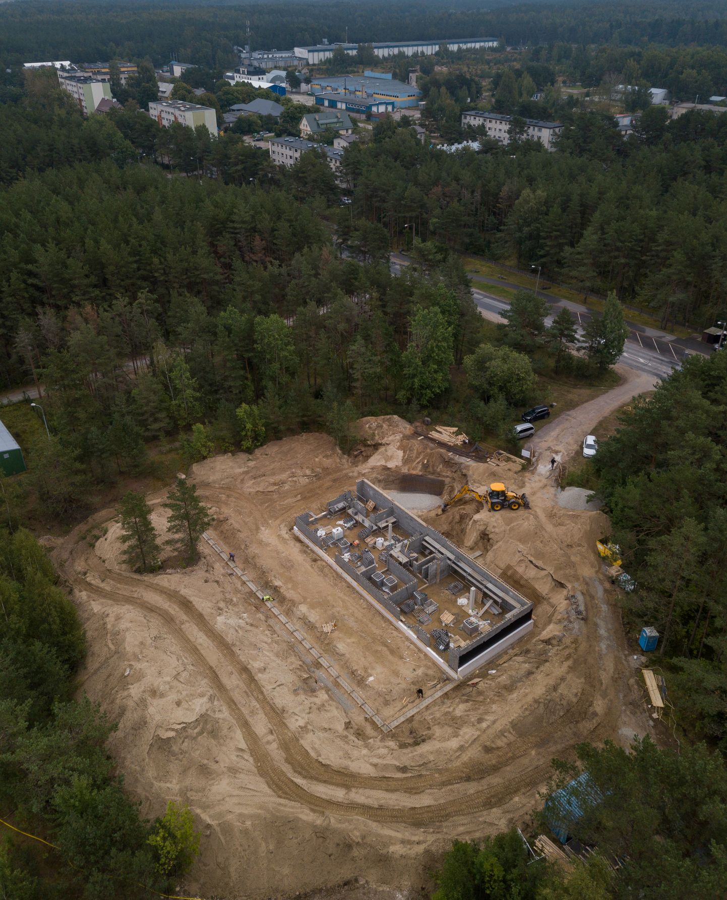 Строительство крематория на кладбище Лийва в Таллинне.