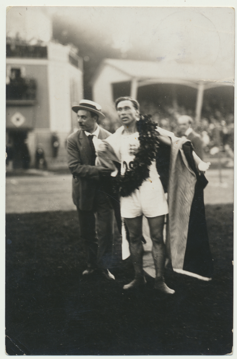 Единственную эстонскую олимпийскую медаль в марафоне Юри Лоссманн выиграл в Антверпене в 1920 году.