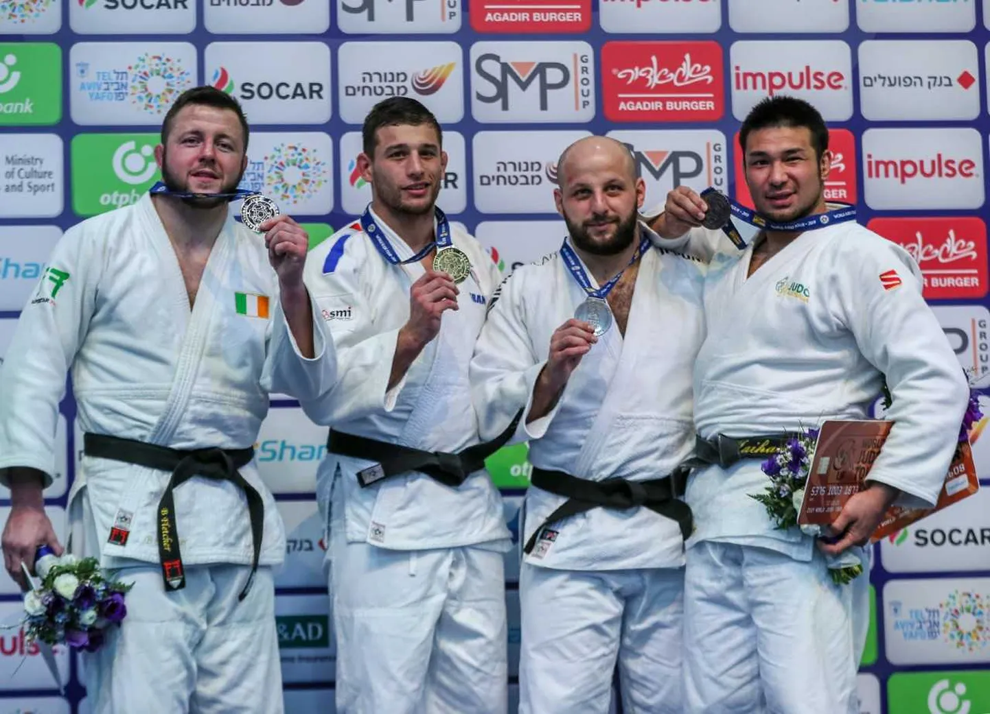 Grigori Minaškin (paremalt teine) võitis esimese eestlasena GP-etapil medali.