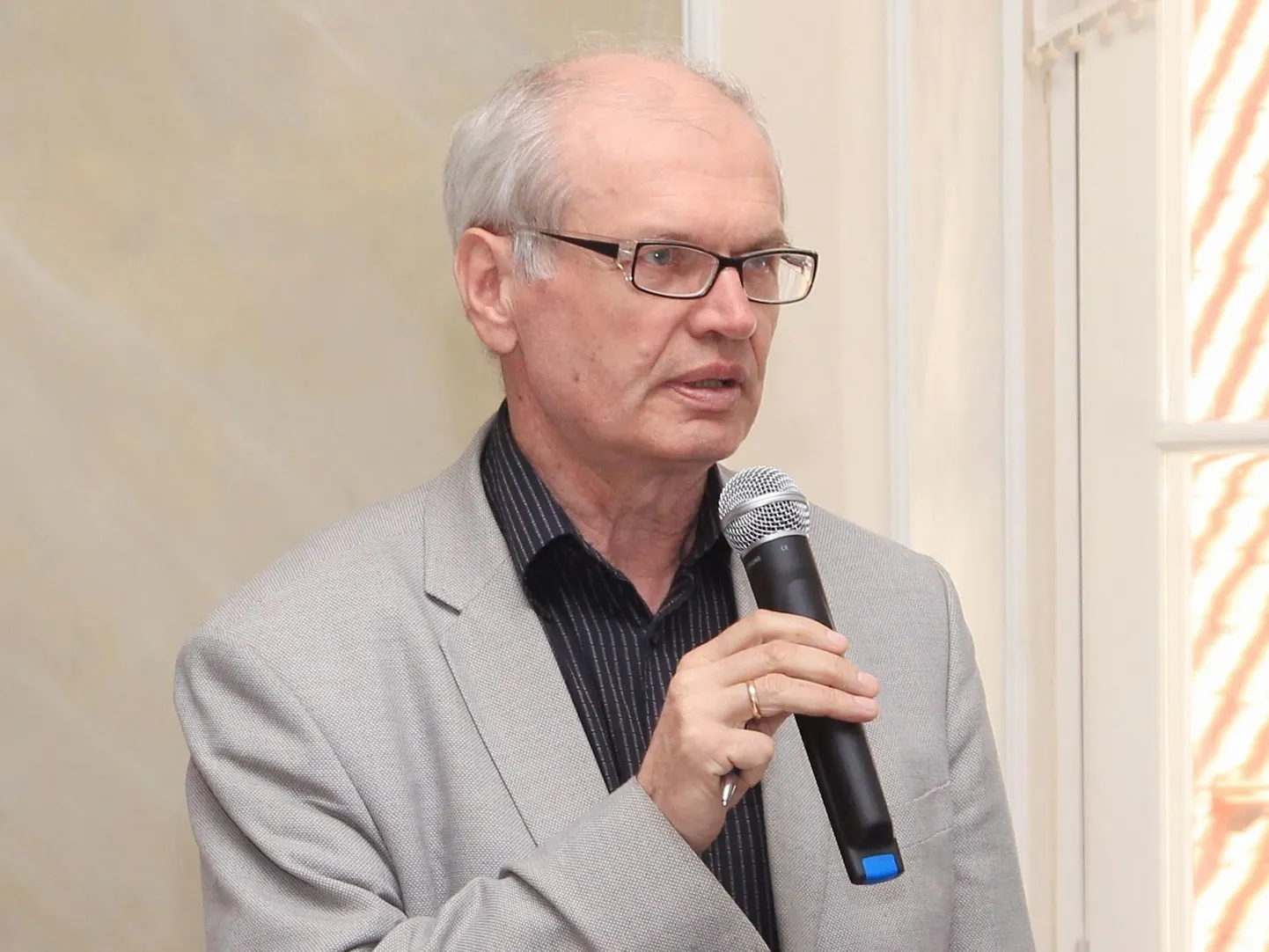 Jüri Ginter.