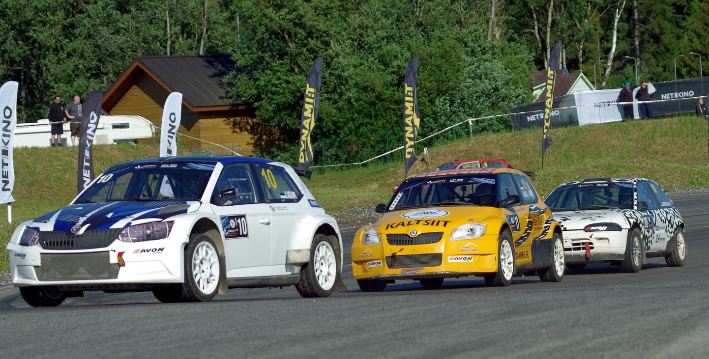 Klassis Super1600 jõudsid esikolmikusse Janno Ligur, Arvo Kask ja Kevin Allik.