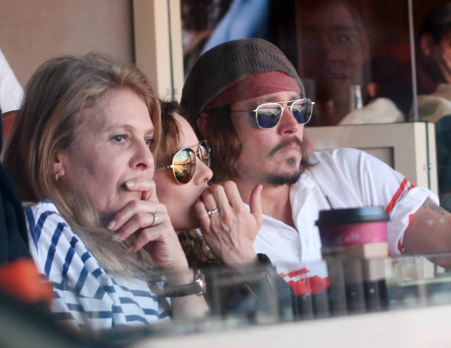 Johnny Depp käis Miamis ameerika jalgpalli vaatamas ning viis lapsed Justin Bieberi kontserdile