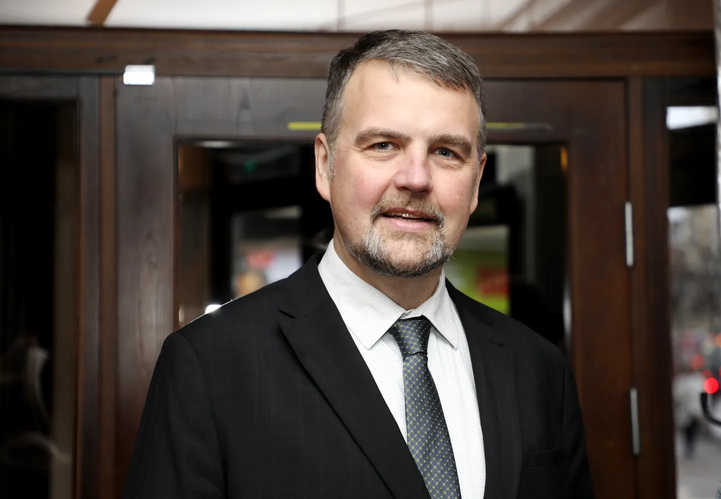 Eiropas Parlamenta deputāts Ivars Ijabs savas grāmatas "Nepateicīgie" atvēršanas svētkos telpā "Osiris".