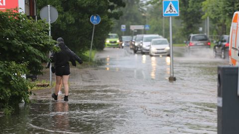 Suurem osa Eestist sai äikesehoiatuse