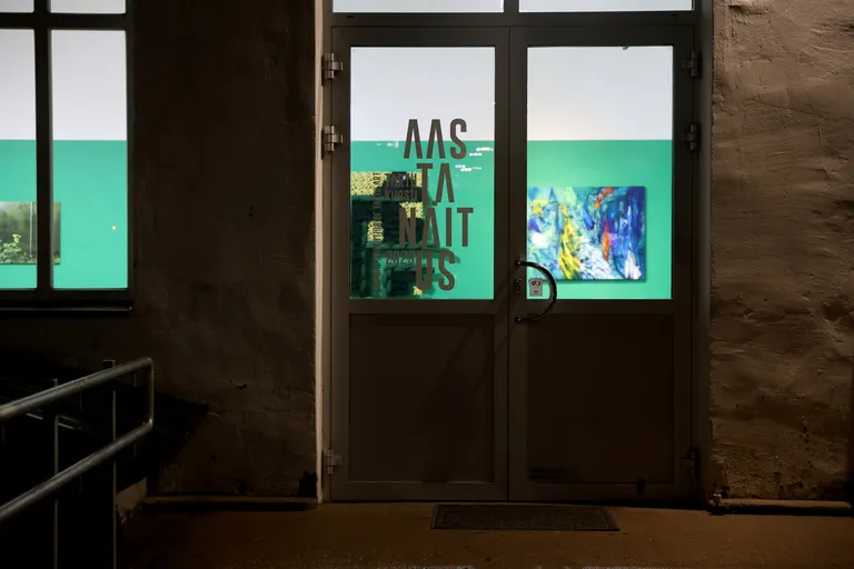 Aastanäituse üks osa asub monumentaalgaleriis.