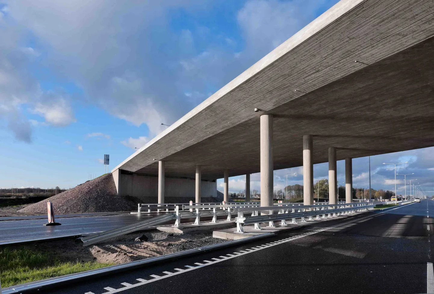 Maardu viadukt Tallinna-Narva maanteel.