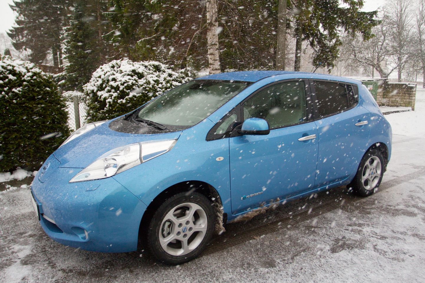 Elektriauto Nissan Leaf. Foto on illustratiivne.