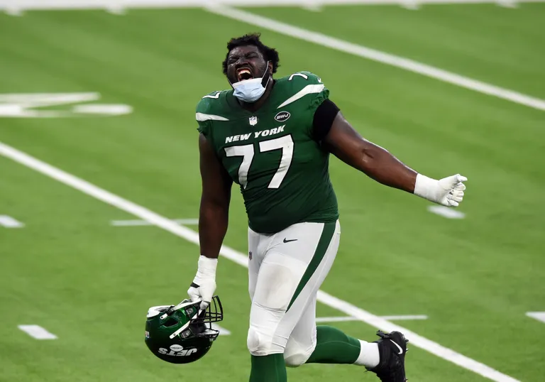 Mekhi Becton tähistamas karjääri esimest võitu NFLis.