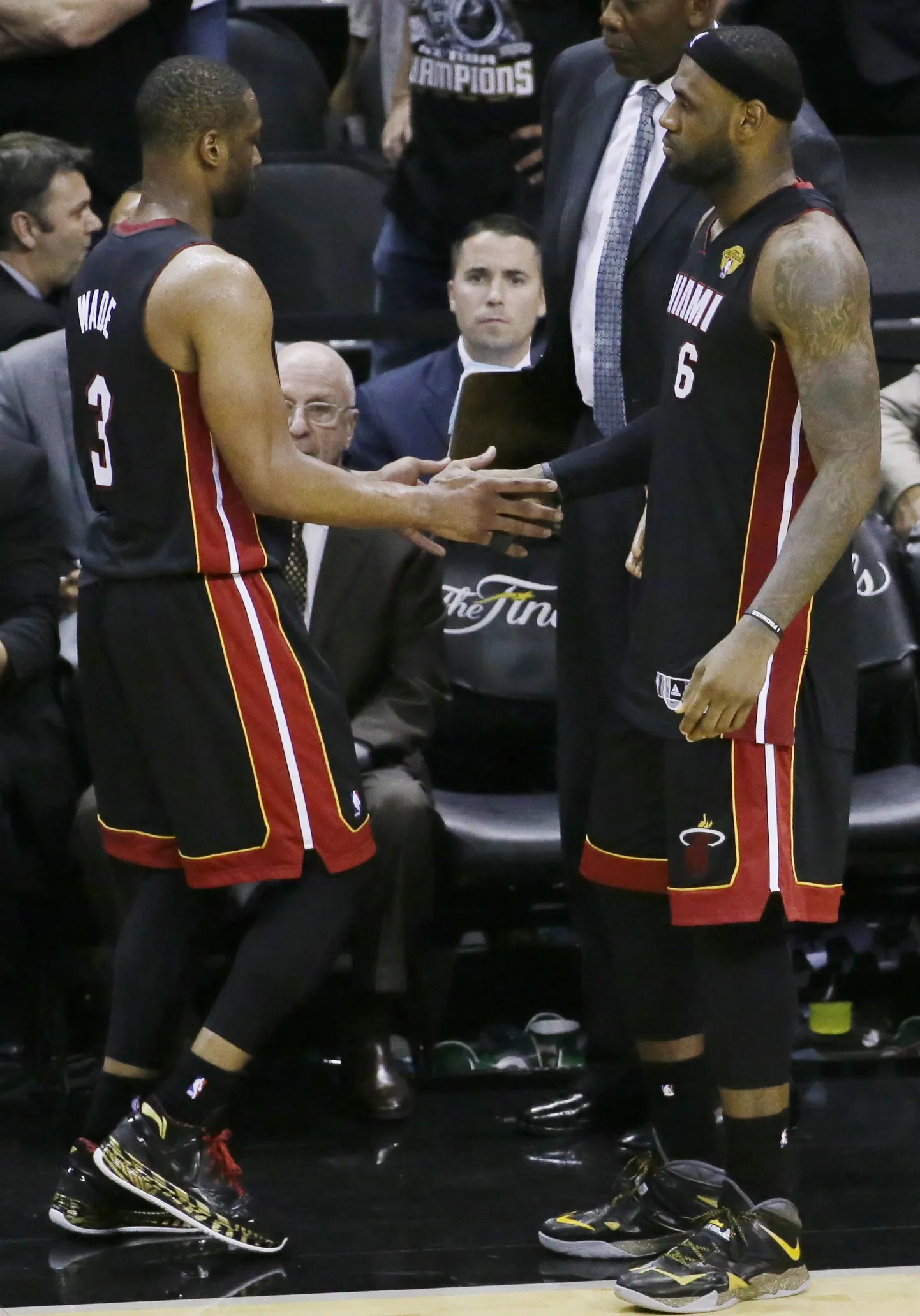 Dwyane Wade (vasakul) ja LeBron James.