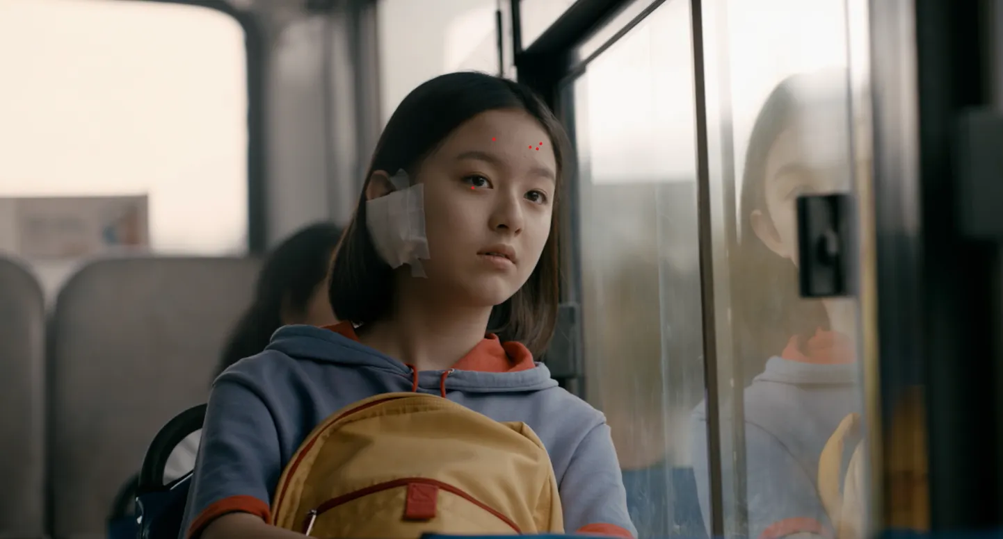 Eun-hee on kaheksanda klassi õpilane, kes elab Seoulis ja keda kehastab Ji-hu Park.
