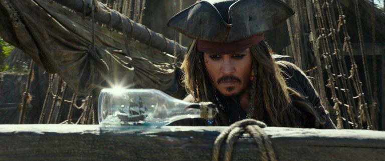 «Kariibi mere piraadid: Salazari kättemaks». Johnn Depp kapten Jack Sparrow'na.