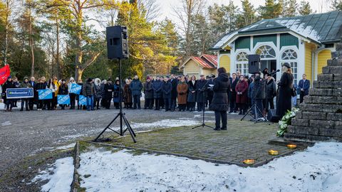 Галерея ⟩ На еврейском кладбище в Таллинне почтили память жертв Холокоста
