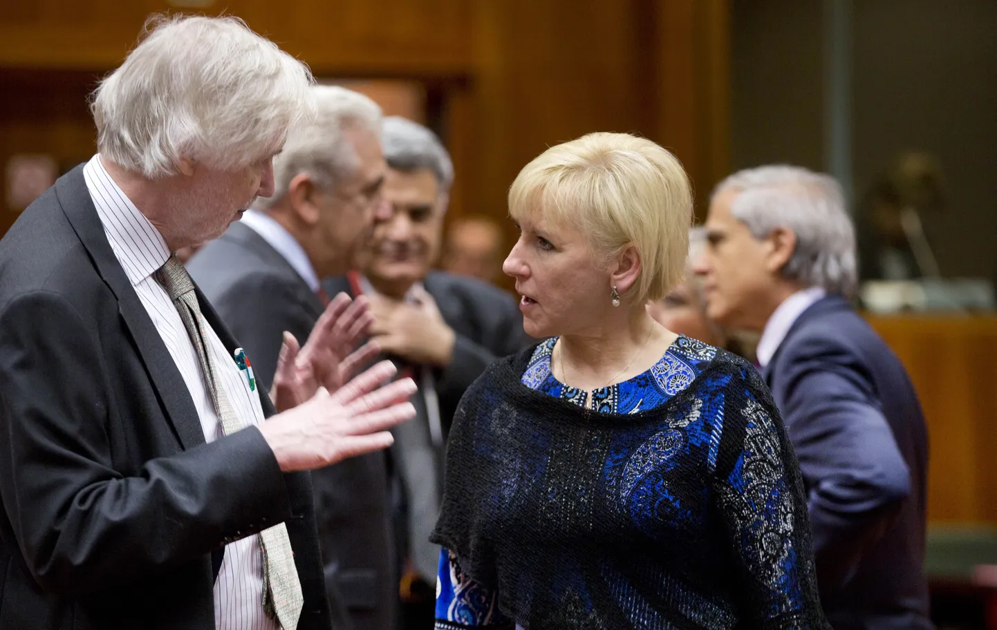 Soome välisminister Erkki Tuomioja vestlushoos Rootsi välisministri  Margot Wallströmiga täna Brüsselis.