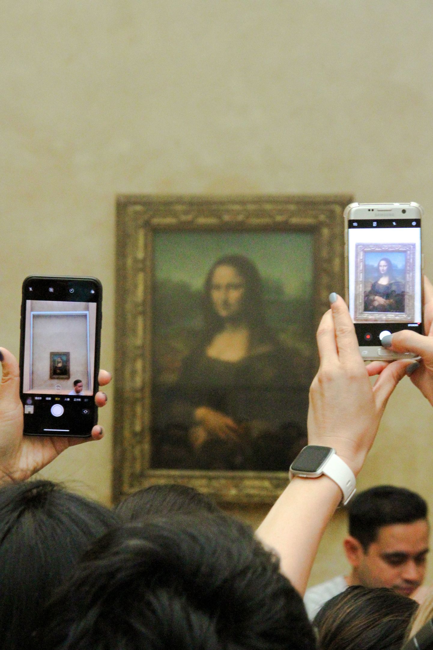 Da Vinci Mona Lisa maal Louvre'i kunstimuuseumis.