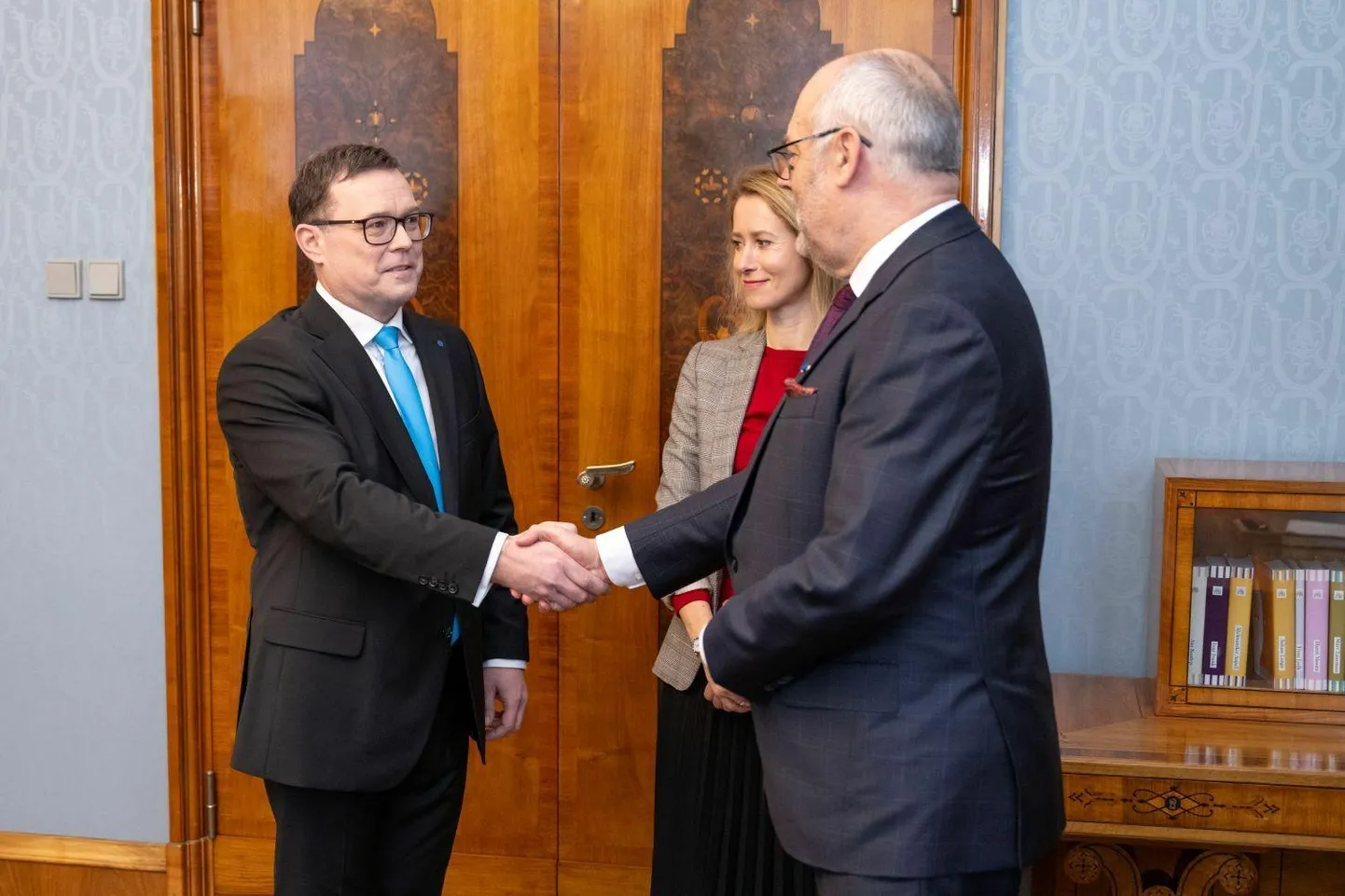President Alar Karis nimetas peaminister Kaja Kallase ettepanekul uueks ministriks Madis Timpsoni. Ministri vahetus jõustub 1. aprillil, kui Madis Timpson annab riigikogus ametivande.