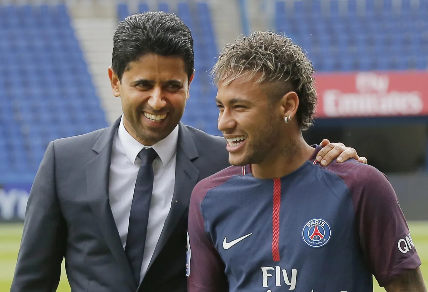 Katari rikkur Nasser Al-Khelaifi (vasakul) panustab palju raha PSG meeskonda, tema vedamisel osteti ka Brasiilia äss Neymar. Kui ta tahaks samasugust projekti arendada Eestis, läheks see uuest aastast senisest miljoneid kallimaks maksma.