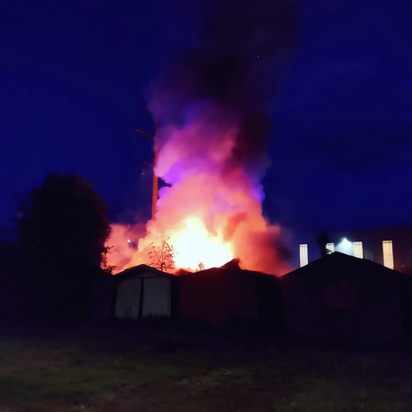 Место пожара в тартуском районе Ропка.