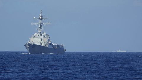 ASV nosūta vairākus karakuģus uz Venecuēlas piekrastes ūdeņiem