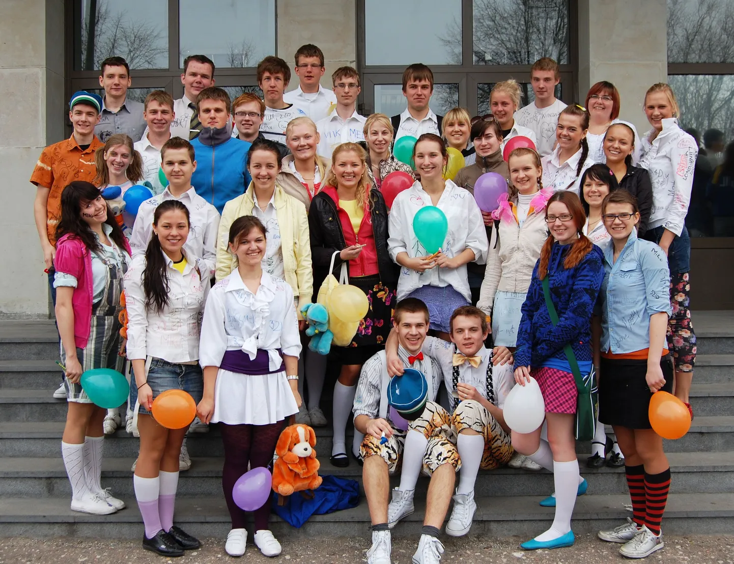 Saaremaa ühisgümnaasiumi 12.c klass.