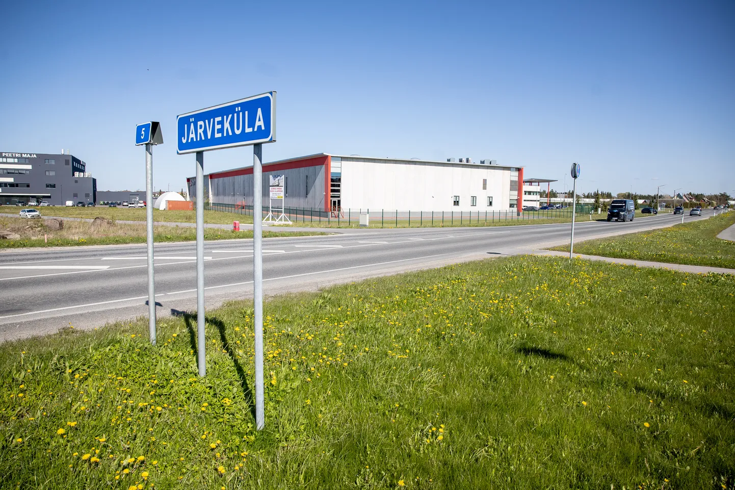 Transpordiamet teatab, et uuel nädalal tuleb masinajuhtidel mitmel pool Eestis arvestada uute liikluspiirangutega.