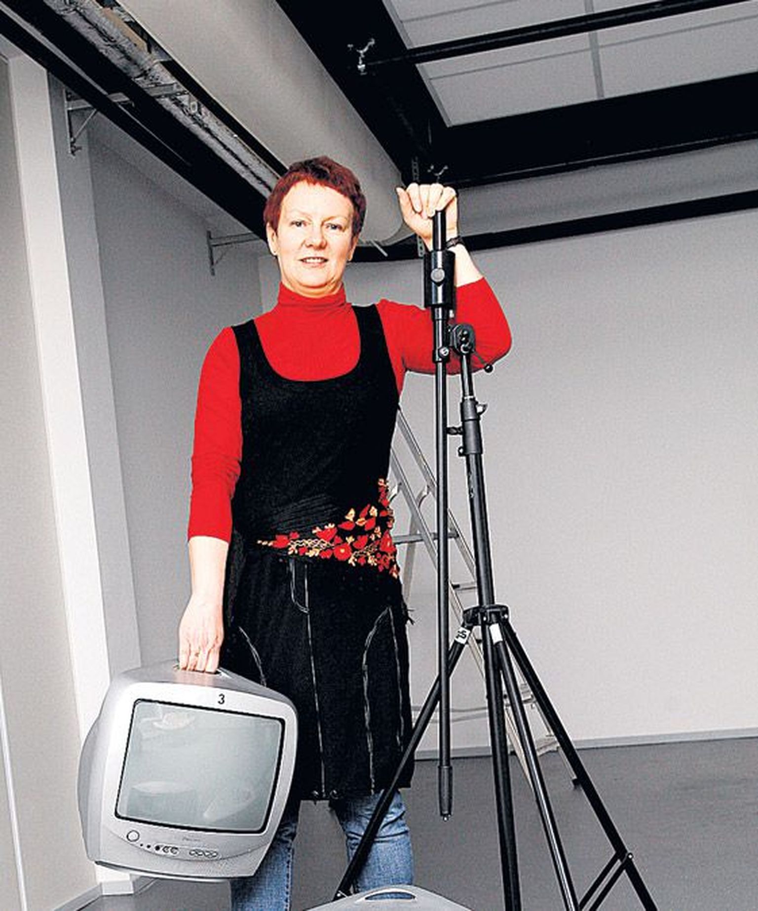 Tiina Rebane eile Riia tänaval valmivas uues Tartu telestuudios – naine sai koondamisteate kohe, kui teletöötajate Plaskust ümberkolimine läbi sai.