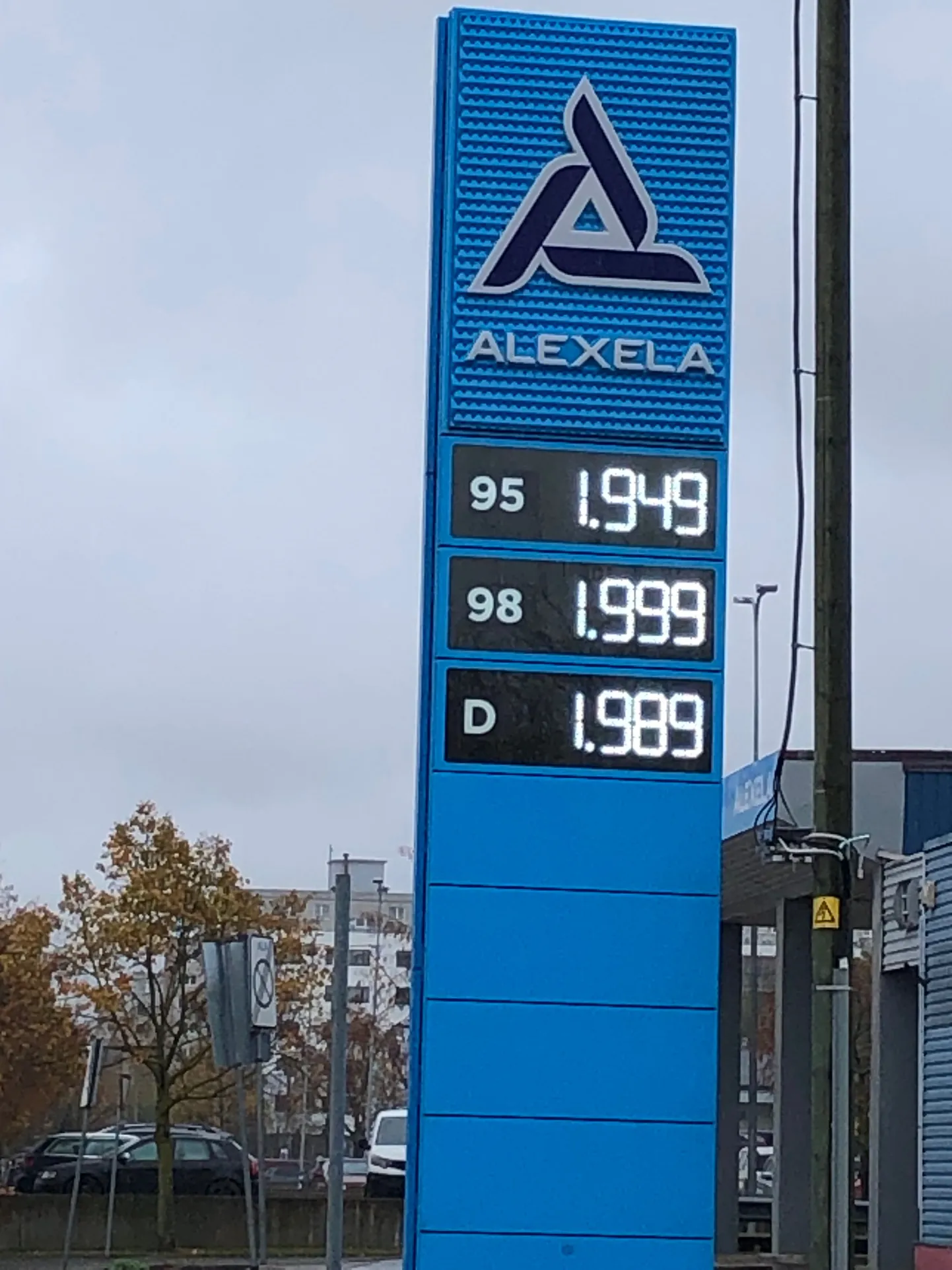 Alexela tankla.