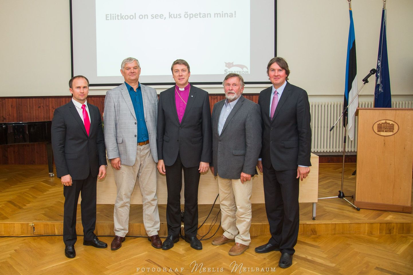 Eelmise aasta hariduspäev: vasakult Sven Hõbemägi, Raul Rebane, Urmas Viilma, Helmer Jõgi ja Rakvere ametikooli direktor Kuno Rooba.