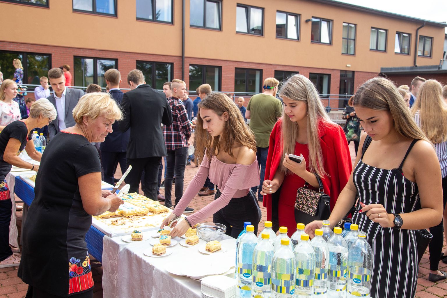 Paide gümnaasiumi õpilased osalevad heaolu väljakutsetes.