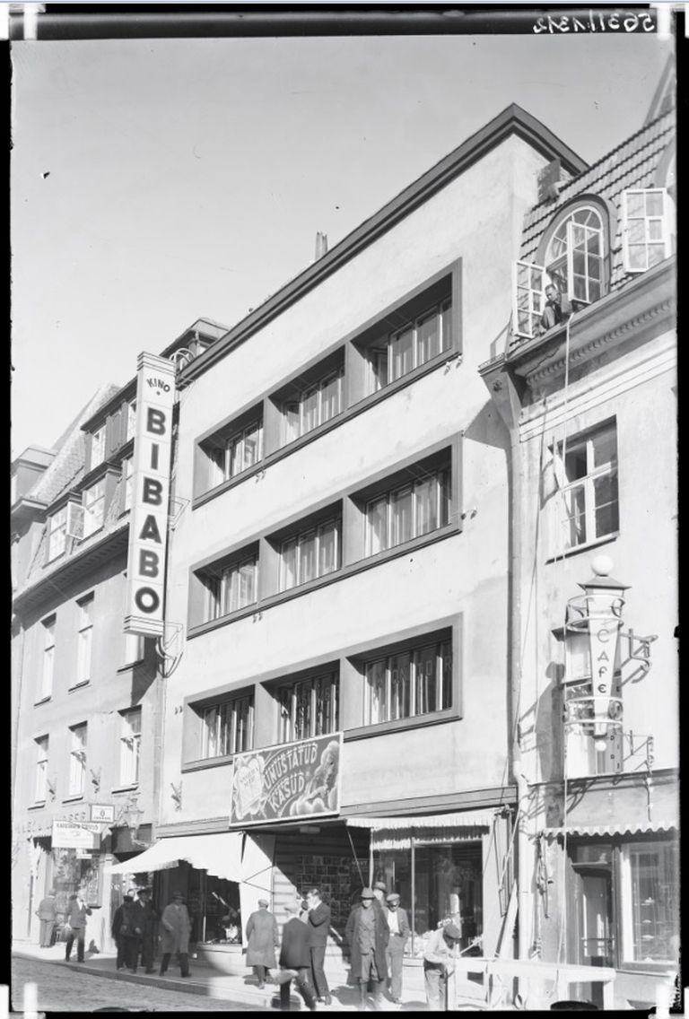 Функционалистское здание кинотеатра Bi-Ba-Bo не пережило войну, 1933 год.