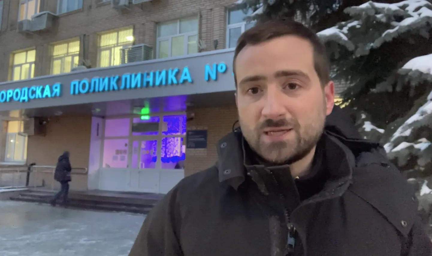 Корреспондент Оливер Кэролл
